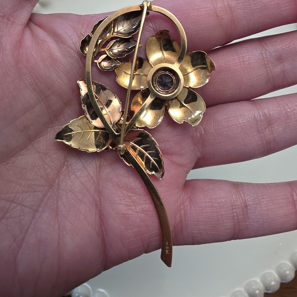 14 Karat Yellow And Rose Solid Gold And Blue Topaz Flower Floral Brooch - Picture 5 of 12